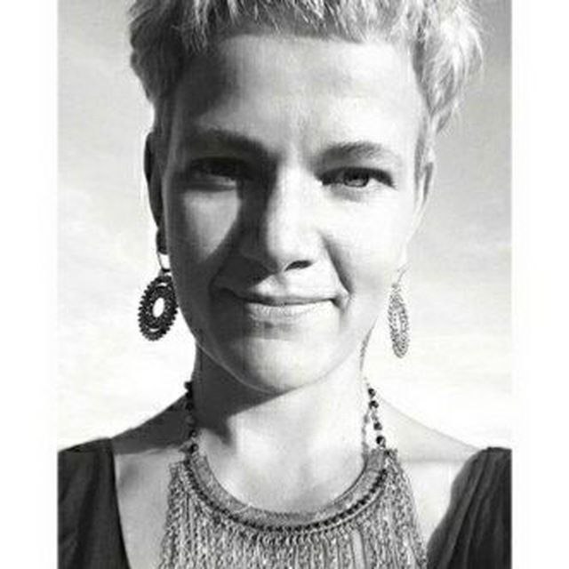 Наташа Мельникова